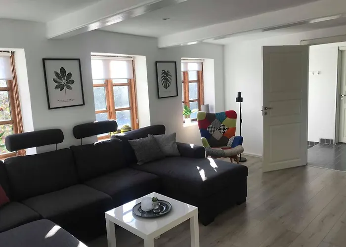 Genner Bygade 22 * Rødekro